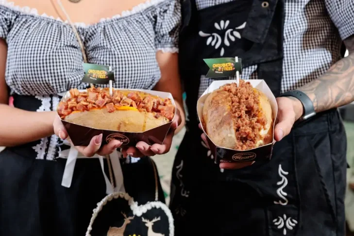 Sentiu fome? Oktoberfest Blumenau terá 150 opções gastronômicas