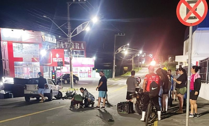 Motoboy morre em acidente com carro que invadiu a contramão