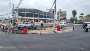 São José: nova rótula do Shopping Itaguaçu será concluída nesta terça