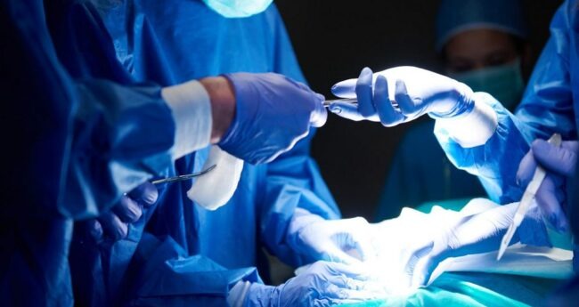 Pacientes perdem a visão após cirurgias de catarata em Salvador