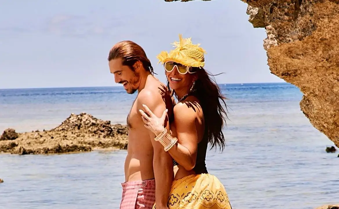 Bebê a caminho: Sabrina Sato e Nicolas Prattes revelam gravidez
