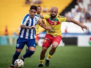 Dois piores ataques da série B, Avaí e Brusque se enfrentam na Ressacada
