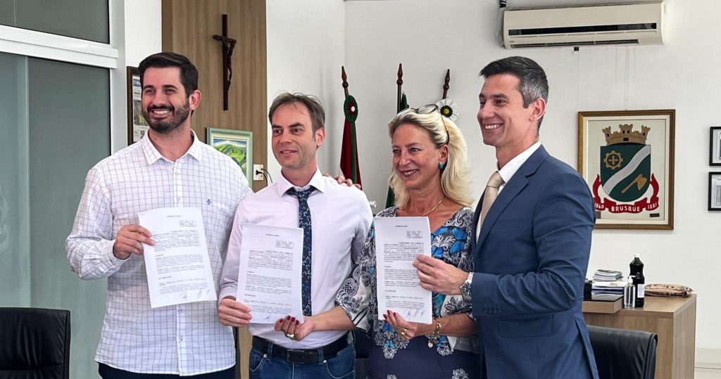 Procon de Brusque e Justiça de SC firmam acordo para resolução de reclamações