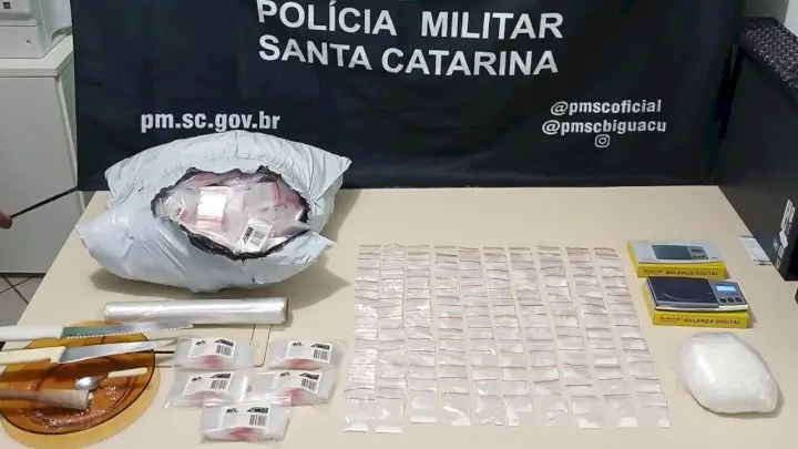 Operação policial apreende animais silvestres e drogas na Grande Florianópolis