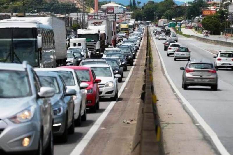 Amin aponta gargalo na BR-101 e cobra soluções do ministro dos Transportes