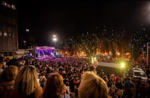 Espetáculo dá início às festividades de Natal em Florianópolis