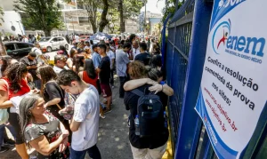 Enem 2025: cerca de 70% dos inscritos participam dos dois dias de prova
