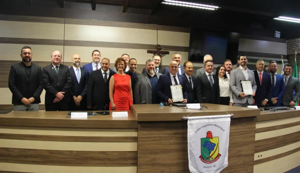 Eleitos de Brusque são diplomados pela Justiça Eleitoral