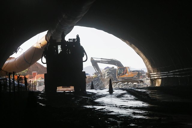 Obras provocam bloqueio da BR-101 e Contorno Viário da Grande Florianópolis