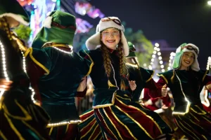 Blumenau terá desfile de Natal nesta quarta na Rua Alberto Stein