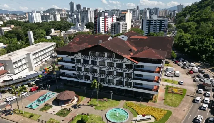 Prefeitura de Blumenau entra em férias; veja como acessar serviços
