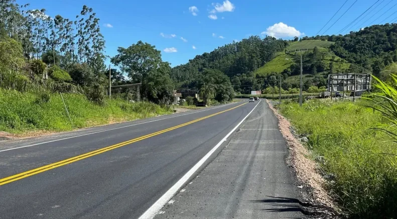 Alto Vale: concluídas obras na SC-350 entre Rio do Sul e Aurora