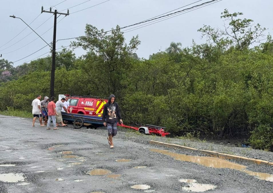 Corpo de jovem desaparecido é encontrado em mangue