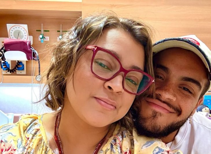 Preta Gil pode ficar 18 horas em procedimento cirúrgico