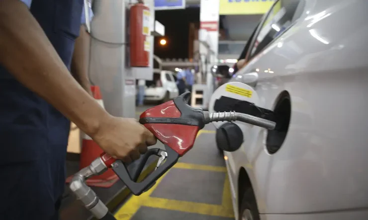 Procon de Itajaí registra aumento de preço na gasolina em dezembro