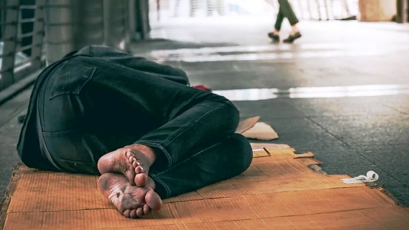Movimento anti-trabalho pode explicar multidão em situação de rua nas cidades
