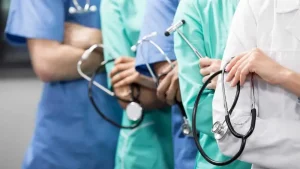 IA na medicina avança e acende alerta ético
