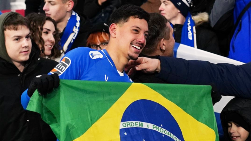 Ex-Figueirense, Raí Lopes é eleito melhor lateral-esquerdo de liga europeia