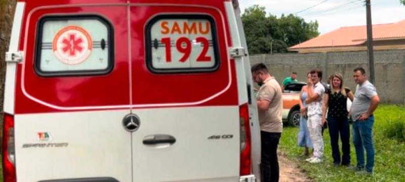Acidente no Centro de Tijucas deixa motociclista ferido nesta segunda