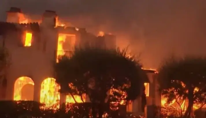 Celebridades perdem mansões nos incêndios em Los Angeles