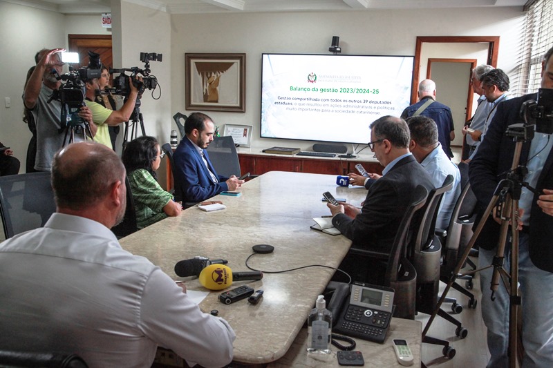 Presidente da Alesc faz balanço e anuncia economia de mais de R$ 800 milhões