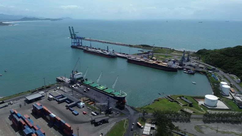 Porto de Imbituba encerra 2024 com melhor resultado que ano anterior