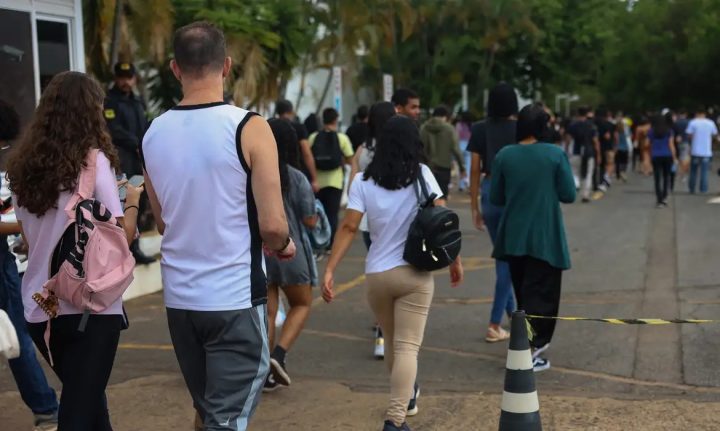 Enem 2026: MEC prorroga prazo de inscrição; saiba como participar