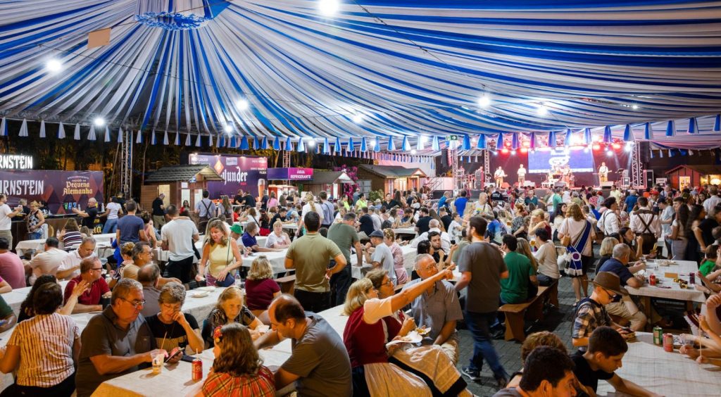 Público da Festa Pomerana cresce 30% e organização muda dinâmica