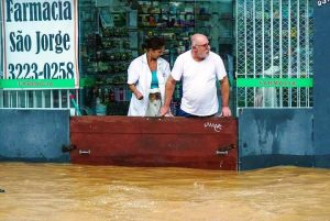 Relatório mostra que 2 mil catarinenses sofreram consequências das chuvas