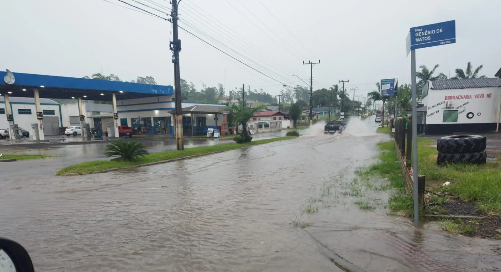 Alerta amarelo: risco de possíveis temporais em SC