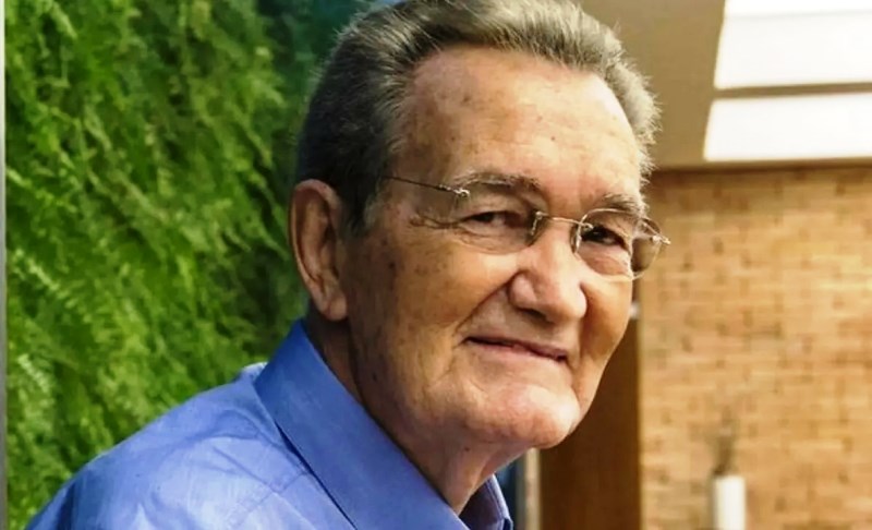 Morre aos 92 anos Léo Batista, ícone da comunicação no Brasil