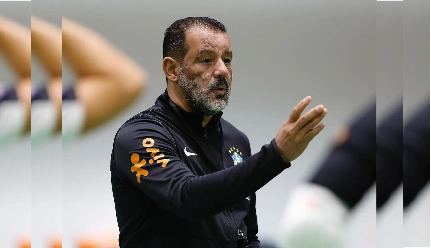 Catarinense é eleito o melhor técnico do mundo pela Futsal Planet Awards