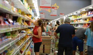 Cesta básica em Brusque apresenta queda em janeiro