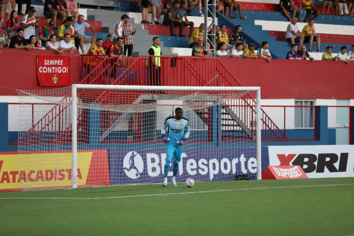 Polícia Civil investiga caso de racismo no jogo Brusque e Criciúma