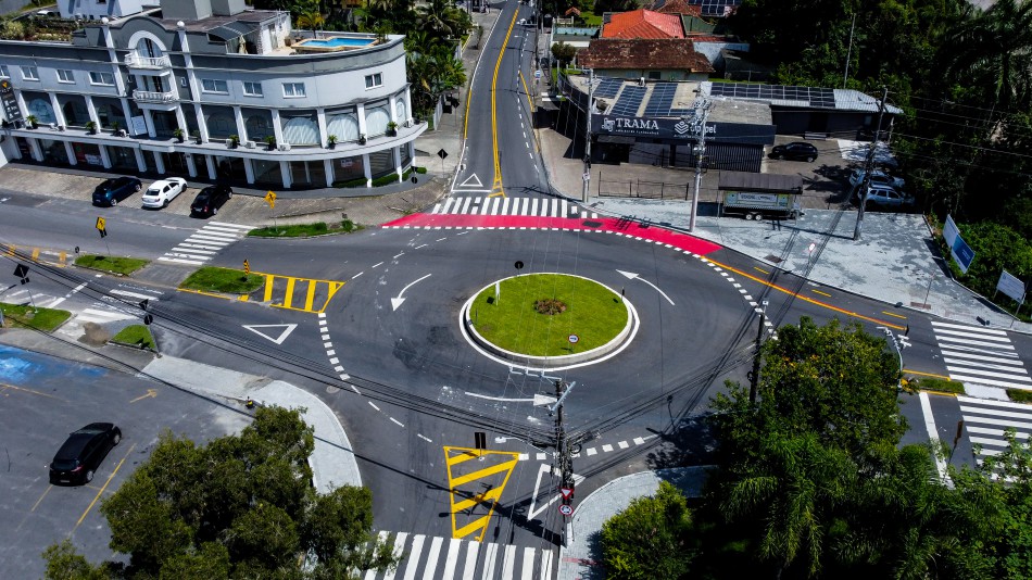 Prefeitura finaliza obras de mobilidade no Vorstadt