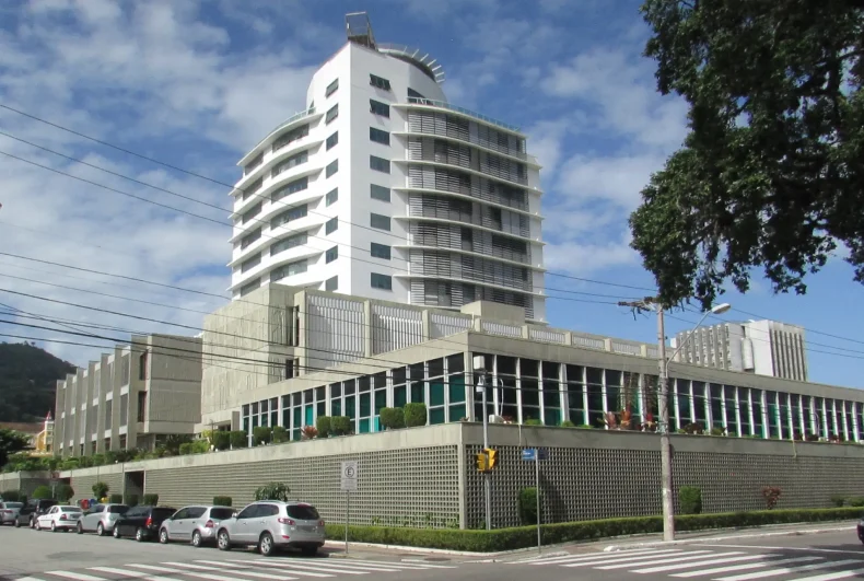 TCE-SC suspende leilão de imóvel de R$ 3,8 milhões no Itacorubi