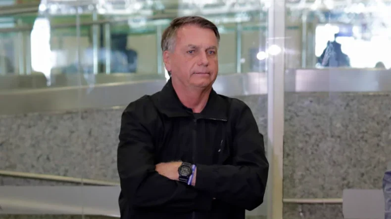 PF mantém plantão médico integral para Bolsonaro na prisão