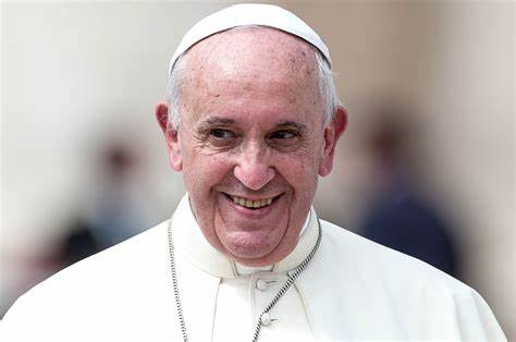 Papa Francisco apresenta “leve melhora”, diz boletim médico
