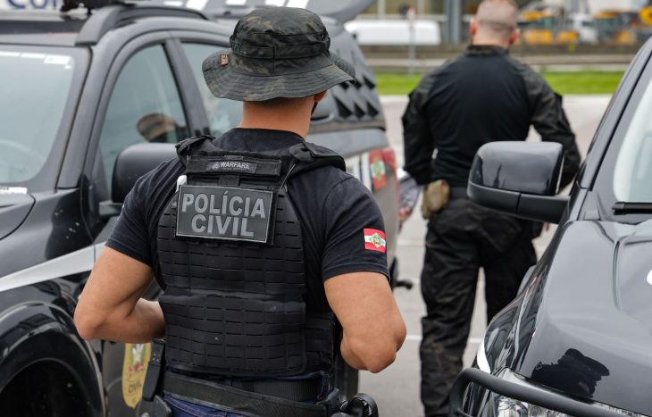 Salários da Polícia Civil de SC variam entre R$7 mil e R$ 27 mil após reajuste; entenda