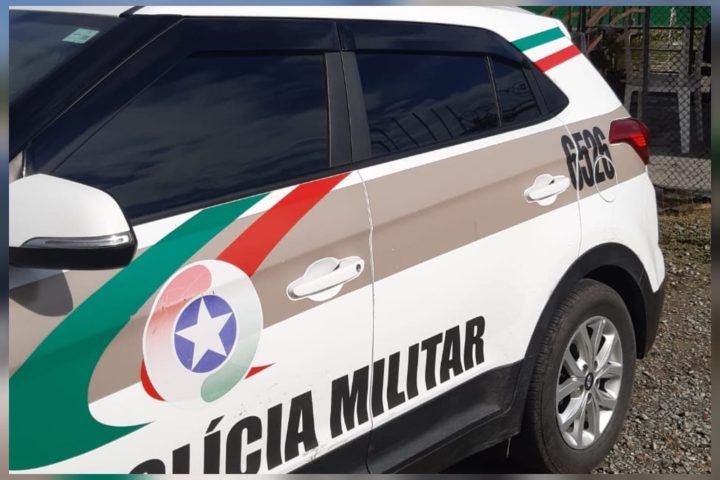 Jovem de 25 anos sobrevive a tiros em São José