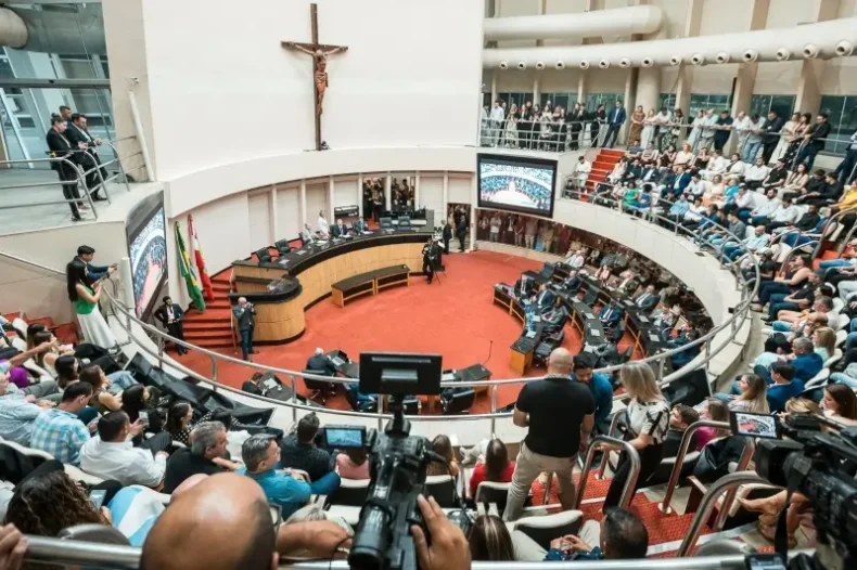 Mensagem do governador retoma os trabalhos legislativos em SC