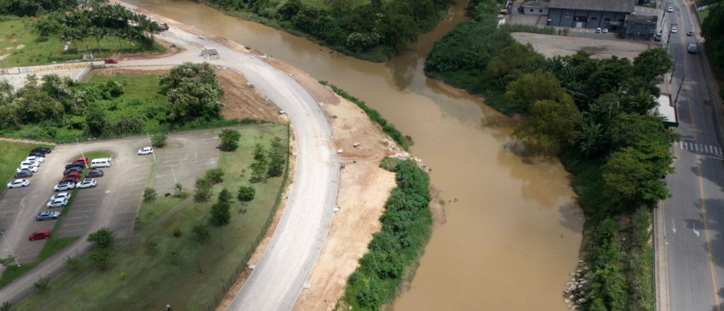 Brusque: ampliação da Beira Rio está 52% concluída