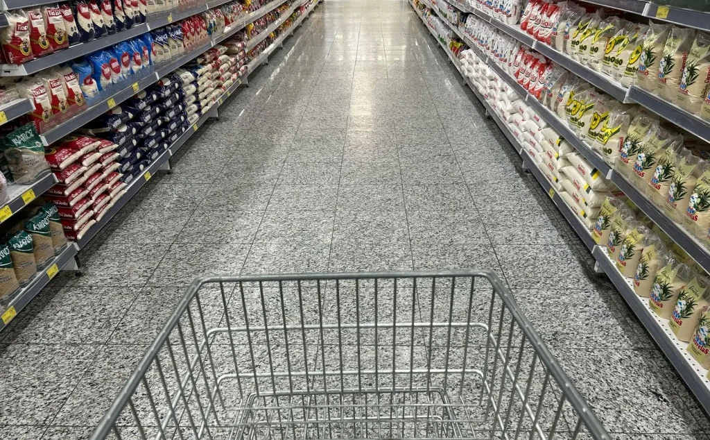 Preço da Cesta Básica teve aumento de quase 4% em Itajaí