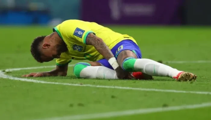Lesionado, Neymar é cortado da Seleção Brasileira