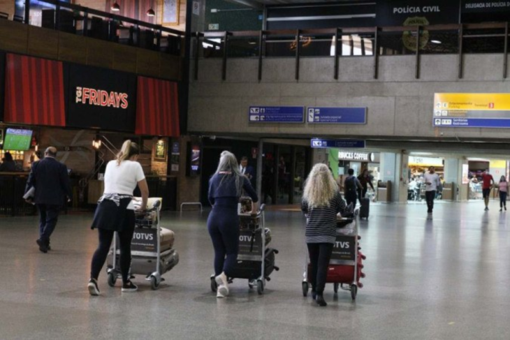 Brasil voltará a exigir visto de turistas do Canadá, EUA e Austrália