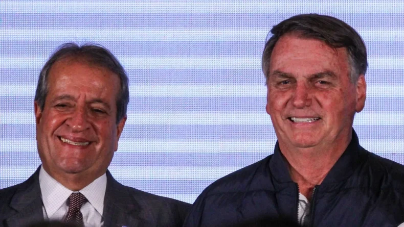Alexandre de Moraes autoriza conversas entre Bolsonaro e Valdemar