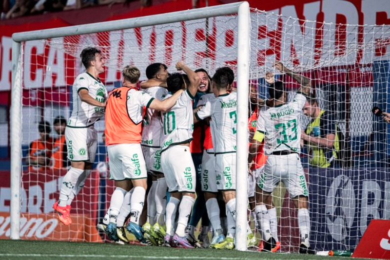 Brusque perde nos pênaltis para a Chape e está fora do Catarinense