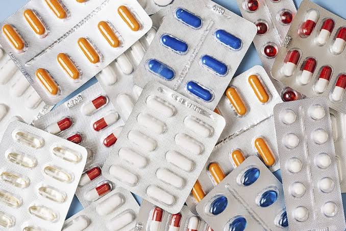 Medicamentos ficam mais caros a partir desta segunda-feira