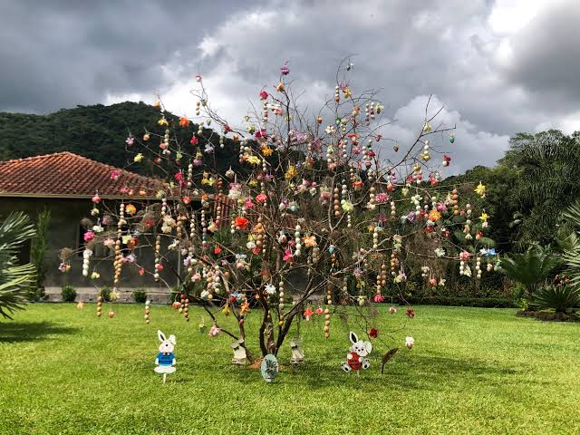 Páscoa em Pomerode tem concurso de árvores decoradas; saiba como participar