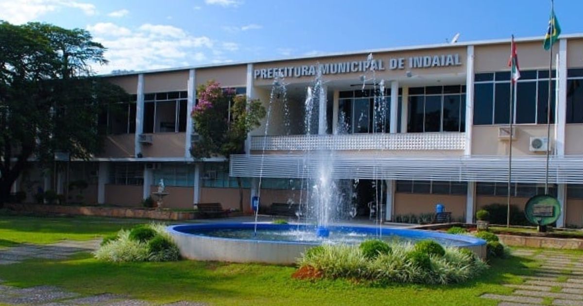 Cidade de SC abre processo seletivo com salários de até R$ 20 mil
